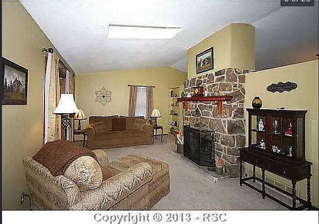 3819 S Midsummer Ln — Photo 3