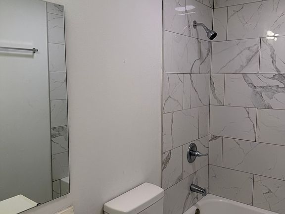 2nd image of 1911 Cardinal Dr