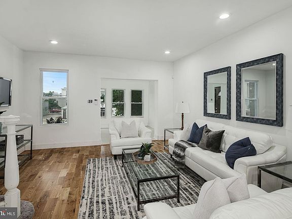 4th image of 3419 W Allegheny Ave