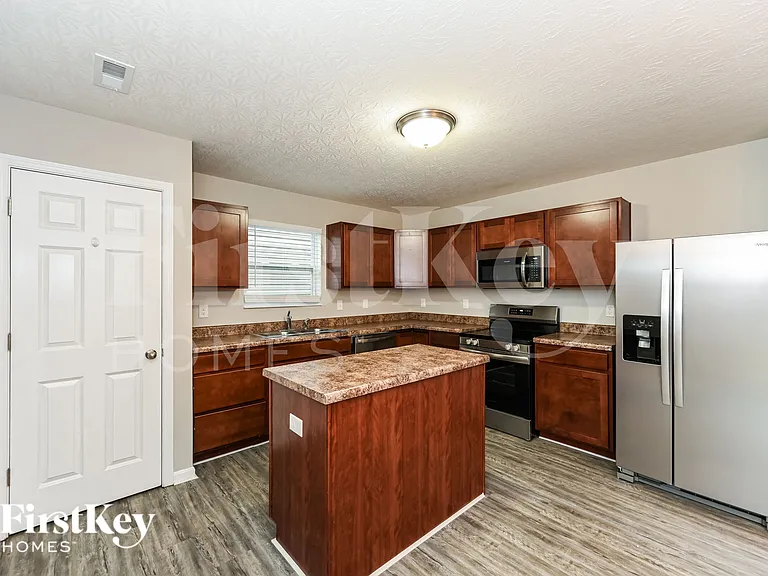 3478 Hickory Ln — Photo 9