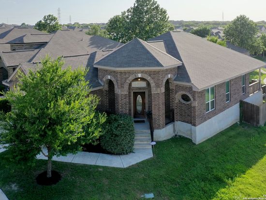1315 Crow Court, San Antonio, TX 78245