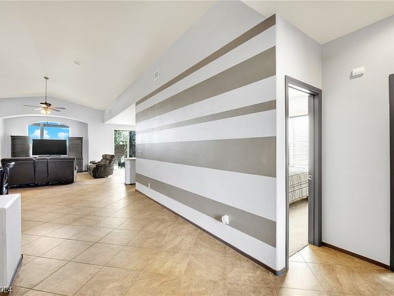 3rd image of 8016 Slate Falls St