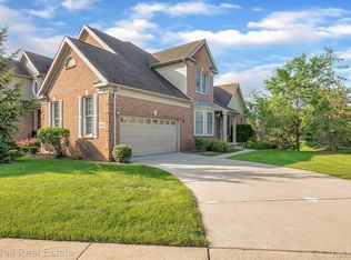 44611 Broadmoor Cir N, Northville, MI 48168