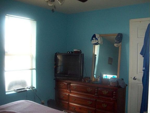5th image of 7501 W 136th Ln