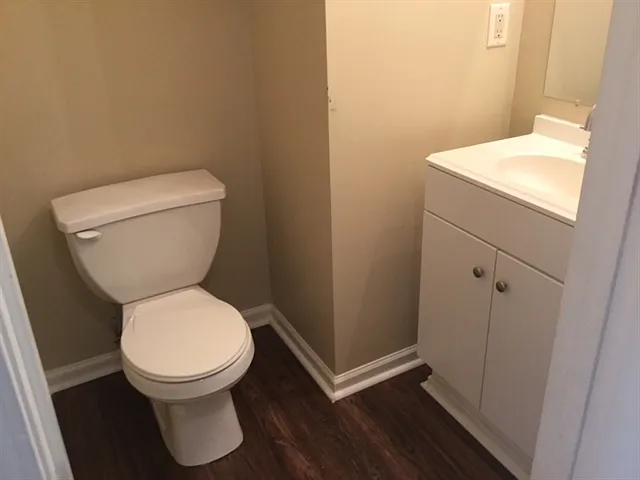 4271 Lake Woodard Dr — Photo 5