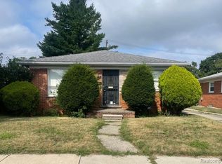 8841 Wormer Ave, Redford, MI 48239
