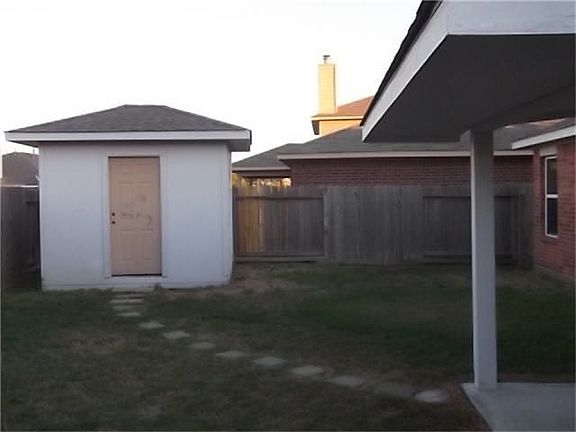 5th image of 9710 Misty Vine Ct