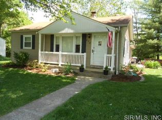 872 Oakwood Ln, East Alton, IL