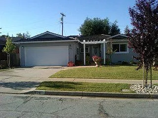 829 Lily Ave photo 1