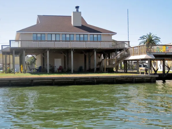 3715 Antascosa Ky, Galveston, TX 77554