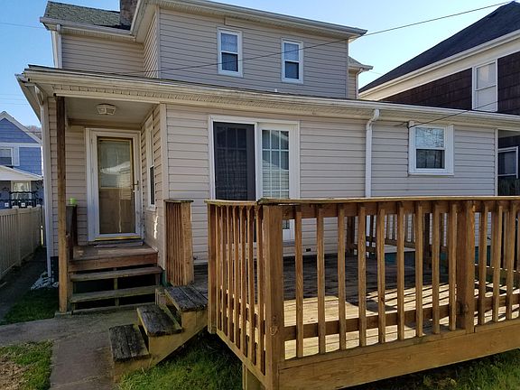 3rd image of 3553 Elk Ave
