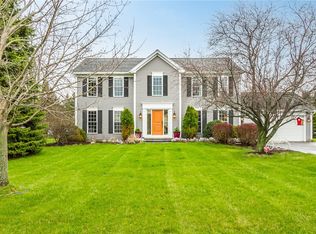 220 Southshore Pl, Webster, NY 14580