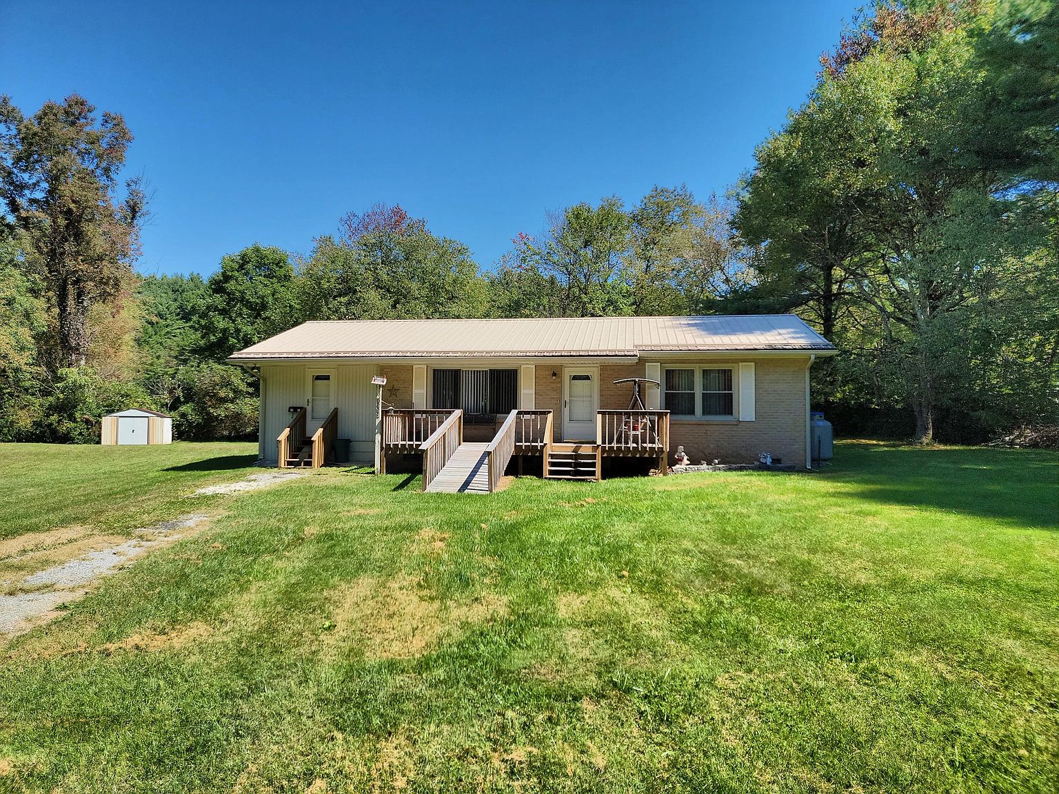 1153 Gentry Creek Rd, Laurel Bloomery, TN 37680 Zillow