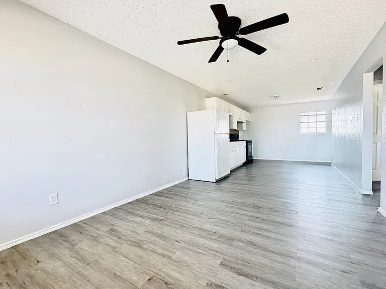 314 S 28th St #4 — Photo 8
