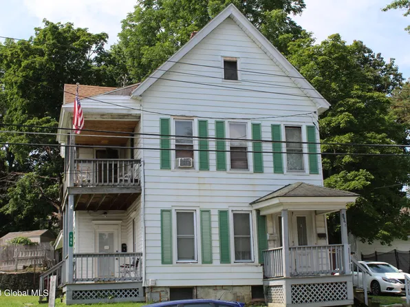 105 West Street, Gloversville, NY 12078