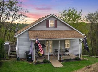 271 Cleveland Rd, Washington, PA 15301