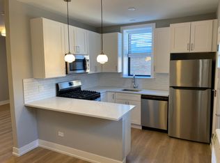 3937 N Janssen Ave #3, Chicago, IL 60613