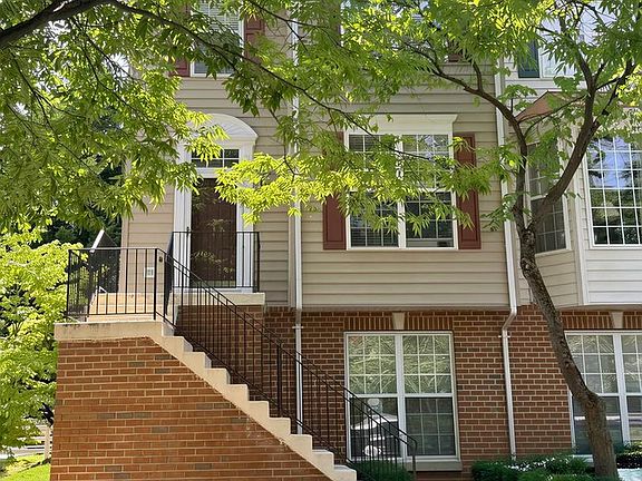 2nd image of 95 Harbour Heights Dr #95