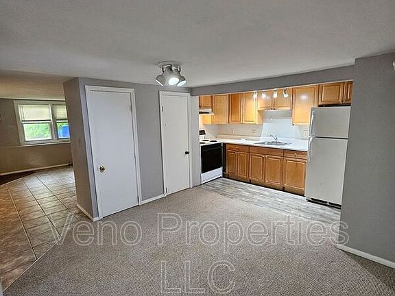 2nd image of 293 Hudson Ave #G