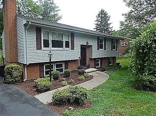 3412 Greencliff Rd, Roanoke, VA 24018