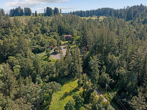 2nd image of 2264 Green Hill Road