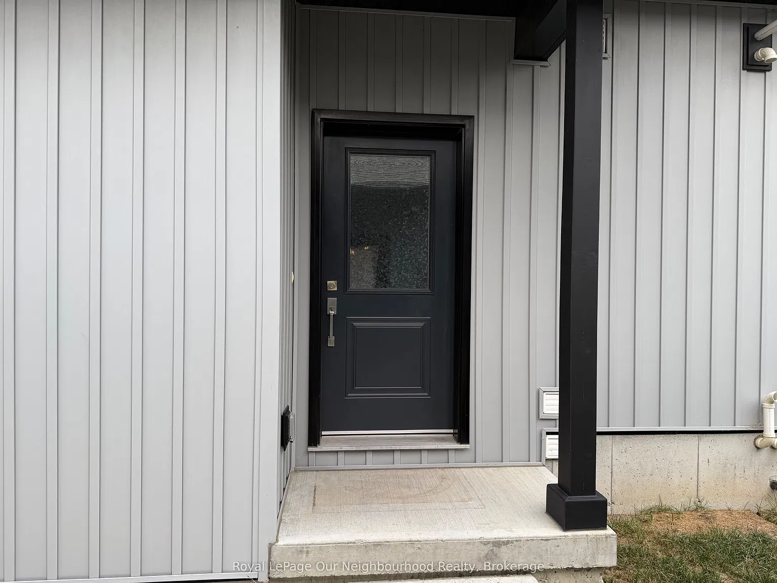 2 bed, $1,900 — Photo 3