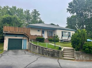 6 Northern Ave, Auburn, ME 04210