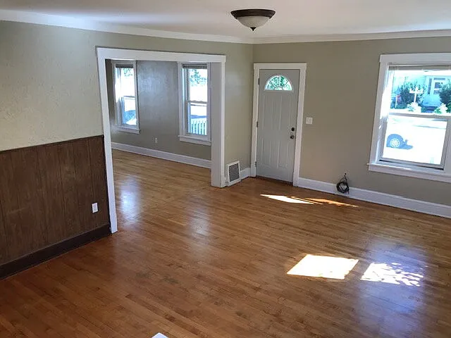 1216 Bellevue Ave — Photo 5