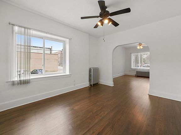 5th image of 2659 W Superior St #1