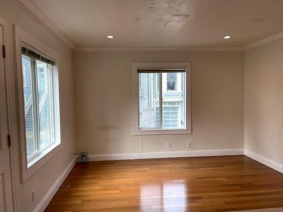 3rd image of 287 Arlington St
