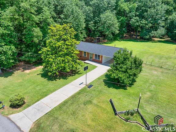 4th image of 1231 Little Creek Lane
