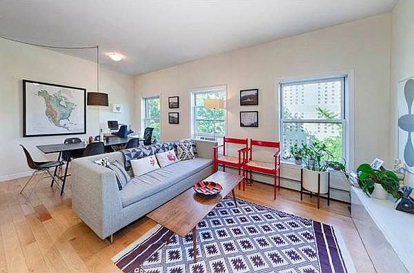 1st image of 118 Dean St #2