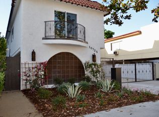 10725 Bloomfield St APT 4, Toluca Lake, CA 91602