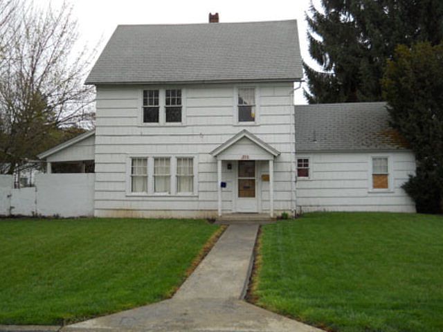 1st image of 712 E Dayton Ave