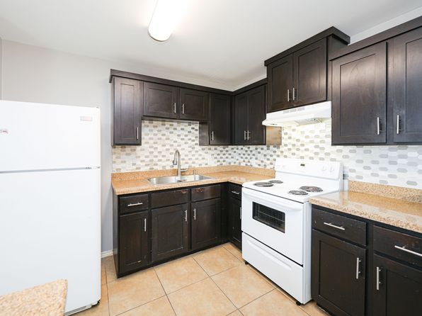 5402 Marcella Ave #401