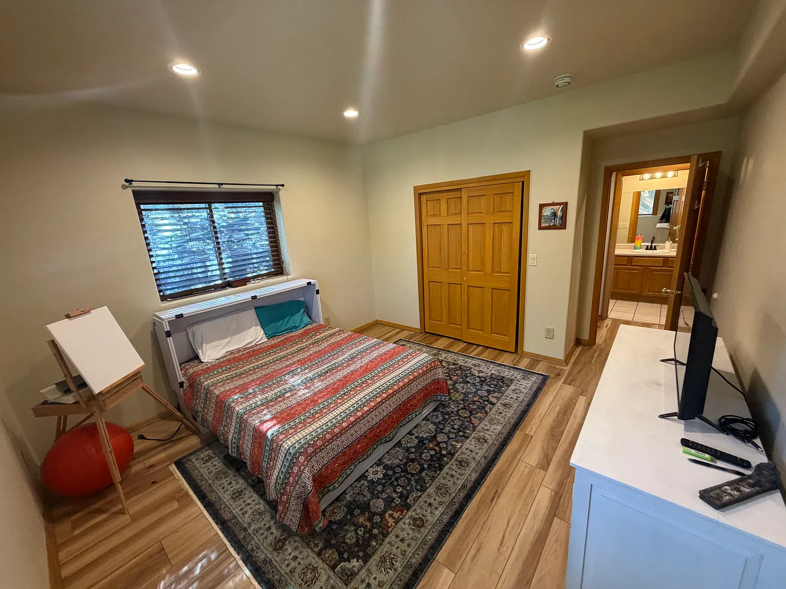 2 bed, 1400 sqft, $3,660 — Photo 2