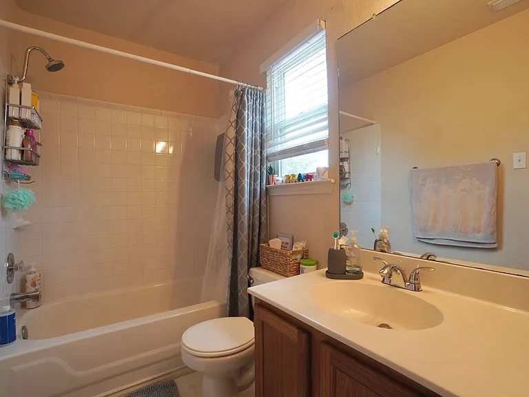 3001 Bernardino Cv — Photo 22