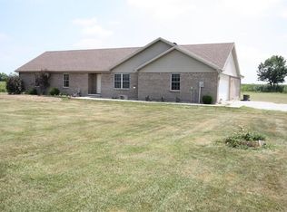 12545 E Legal Tender Rd, Columbus, IN 47203