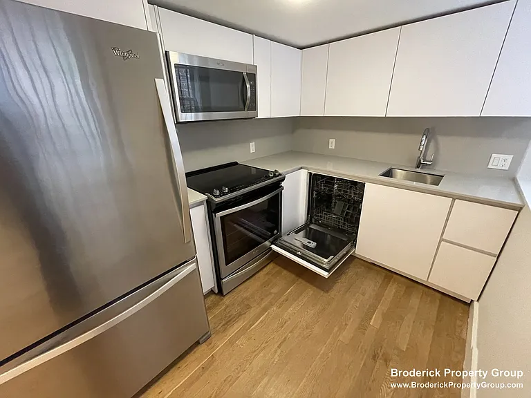 35 South St #B4 — Photo 6