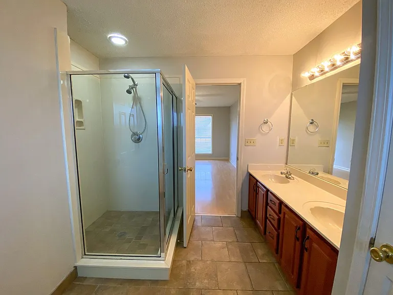 8294 Floral Springs Dr — Photo 16