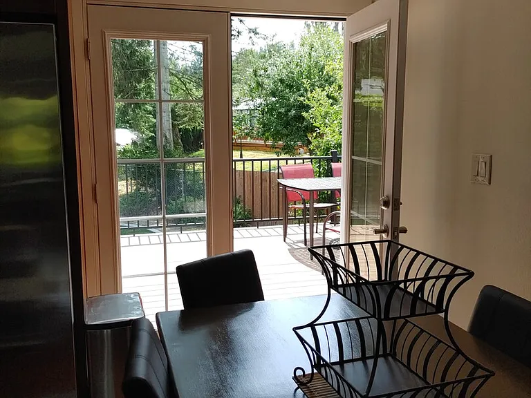 NE 124th Pl — Photo 12