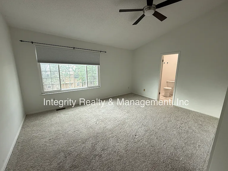 1818 S Quebec Way #B15-7 — Photo 7