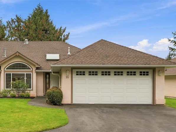 850 Arbutus St #16, Qualicum Beach, BC V9K 2M7
