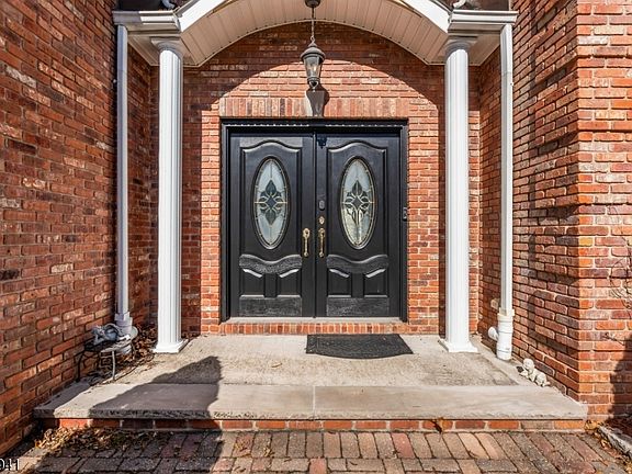 2nd image of 66 Ridge Ave