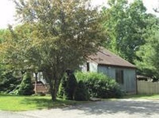 164 1st St, Shady Spring, WV 25918