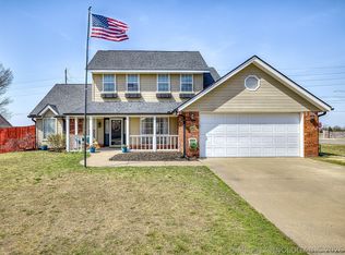 225 Steeper Dr, Bartlesville, OK 74006