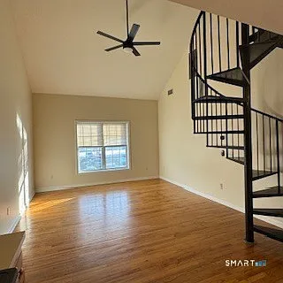 2 bed, 1.0 bath, 840 sqft, $2,350 — Photo 2