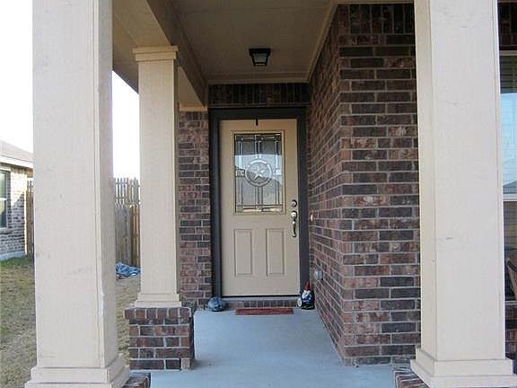 3rd image of 19 Crocker Dr
