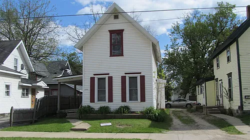 105 Woodward Ave Photo 1