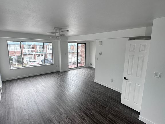 2nd image of 39 Edward Ct Floor 2
